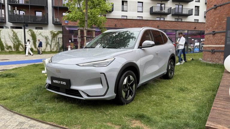 geely-ex5-polska-222.jpeg