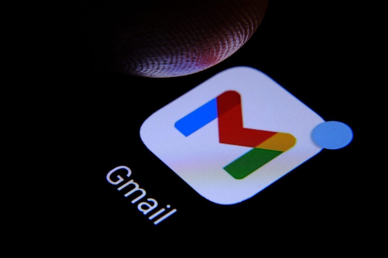gmail-google-aplikacja-Fot-Ascannio-Shutterstock-1280x853.jpg