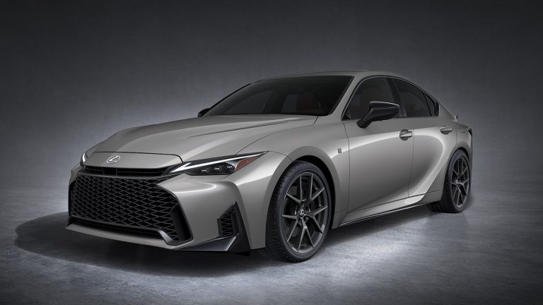 lexus-is-lifting-2026-1.jpg