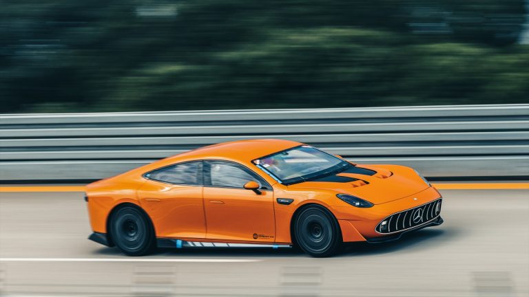 mercedes-amg-gt-xx-rekord-1.jpg