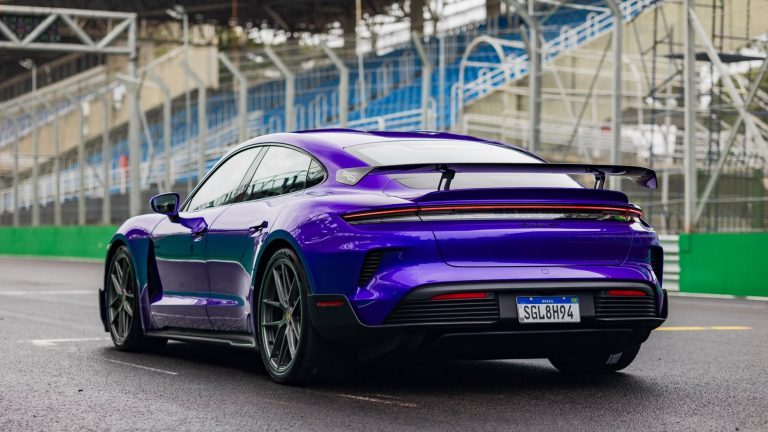 porsche-taycan-turbo-gt-tor.jpg