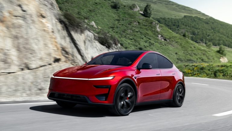 tesla-model-y-performance-2025-1.jpg