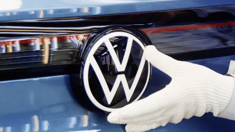 volkswagen-logo-2222-2.jpg